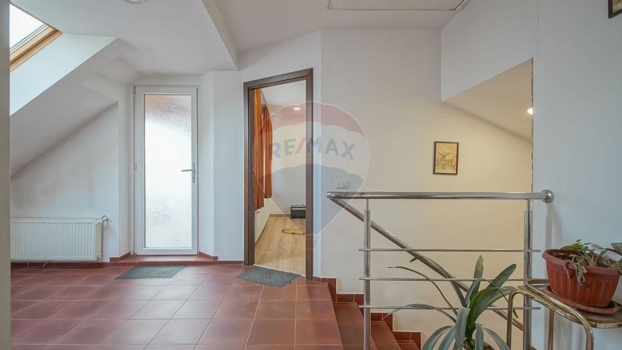 Casa cu 6 dormitoare, fiecare cu baie proprie - Str. Morii, Brasov! - 28