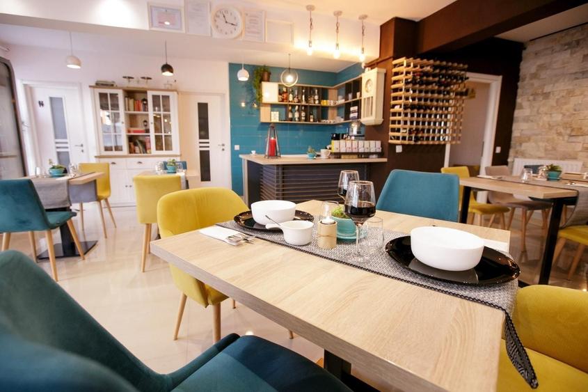 2 spatii comerciale Buna Ziua, 130 mp, terasa 200 mp, 2 parcari - 7