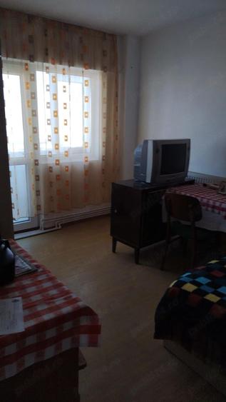 Vand apartament cu o camera, 29mp, Galati - 2