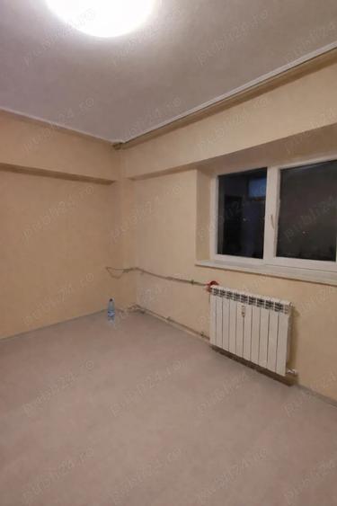 Apartament 3 camere, recent renovat, nemobilat, 1 min metrou, ideal pentru birouri - 4
