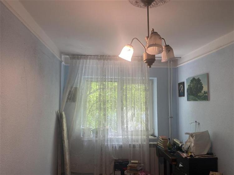 Apartament 2 camere , zona centrala b- dul Brailei , et 1 3 , decomandat , 50 mp - 6