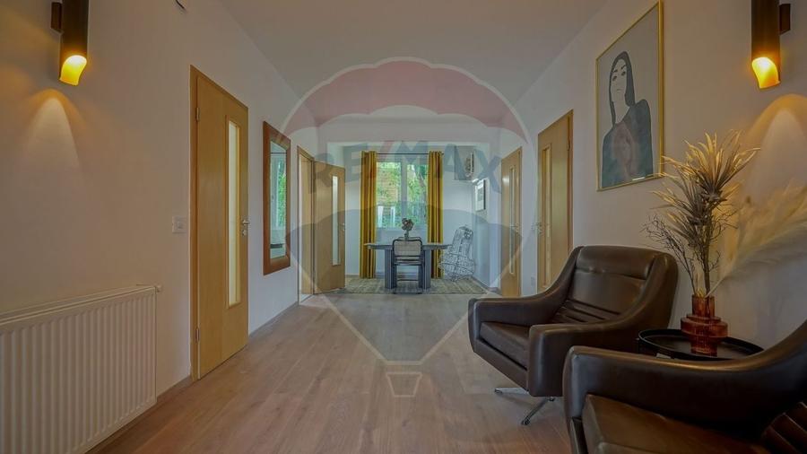 Apartament cu 3 camere in casa, curte proprie si garaj - 13