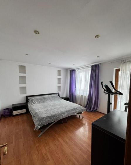 Casa 12 camere, garaj dublu si curte 90 mp, complet mobilata - 3