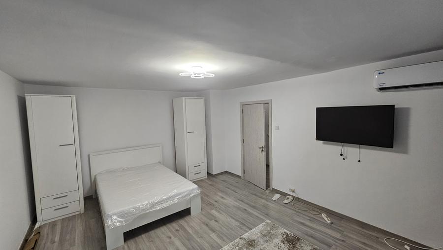 Garsoniera zona Otopeni- Central - 1