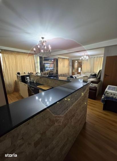 Casa / Vila cu 5 camere de vanzare in zona Dorobantul - 3