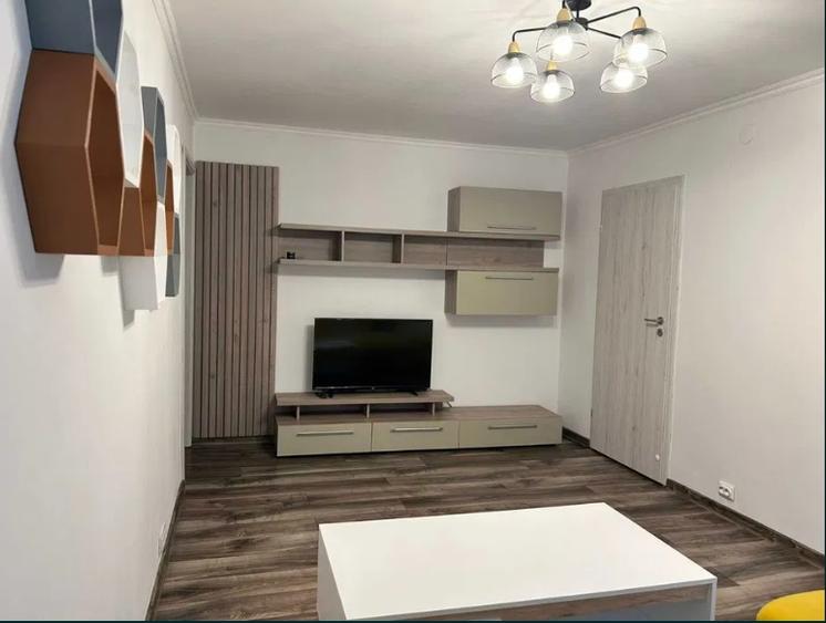 Dristor,METROU,PARC,Fizicienilor,Blc 1984,Parter/8,CENTRALA PROPRIE,2 BAI,Spatio - 1