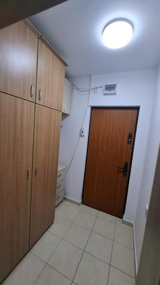 Metrou Favorit, proaspat renovata - 7