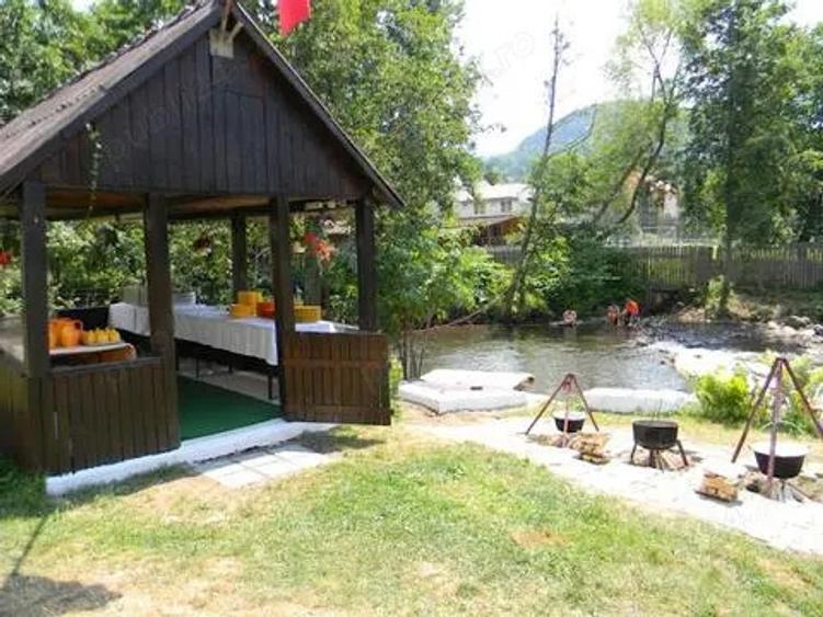 Cabana de vanzare: Ibanesti - Zimti intr-o zona de vis, pe malul apei - 9