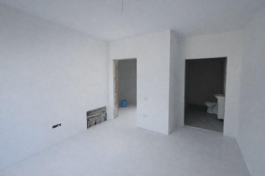 Ultima Jumatate, 3 Camere, Canalizare - 9