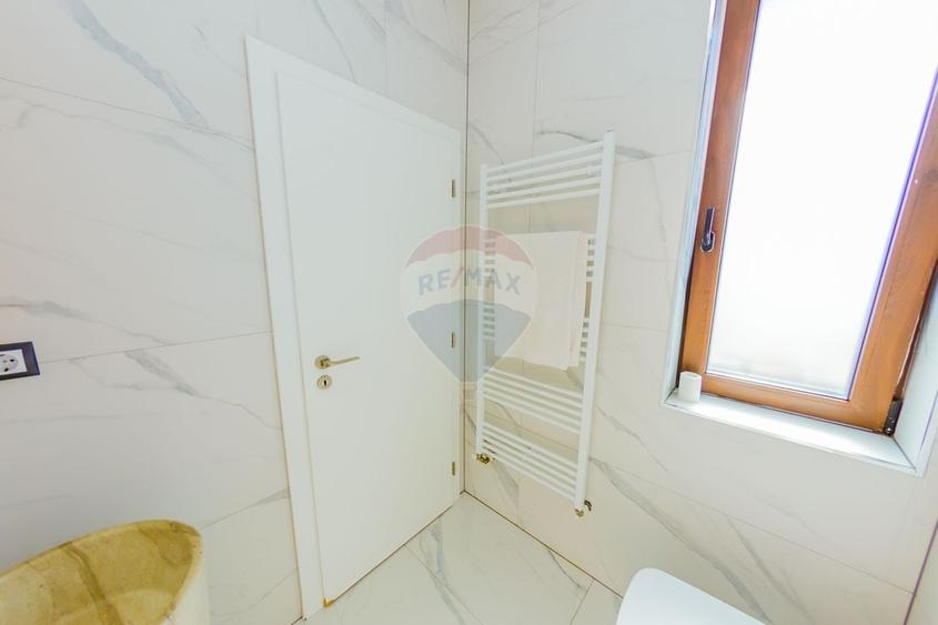 Casă super finisata de vanzare în sat Sasar / schimb cu Apartament - 19