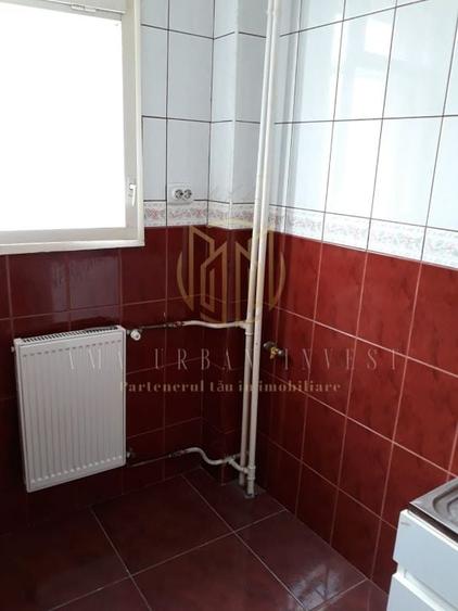 Bulevardul Chisinau garsoniera 33 mp  etj 5 ,vedere Bulevard 79900eur - 9