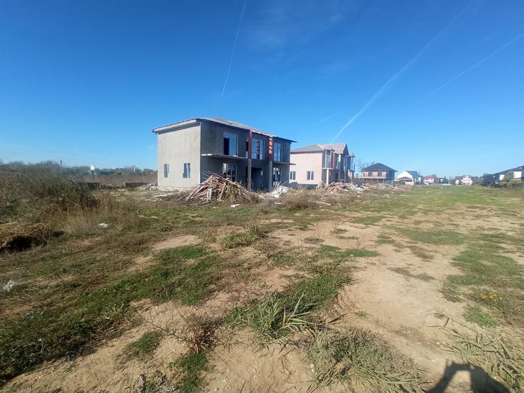 Teren Casa 450mp Str Mesteacanuui - 4