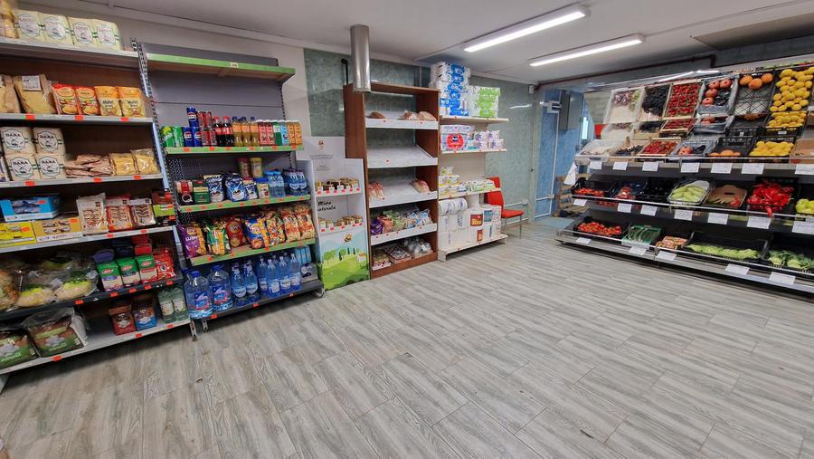 De vanzare Spatiu Sad + Locuinta zona Dambovita - 6