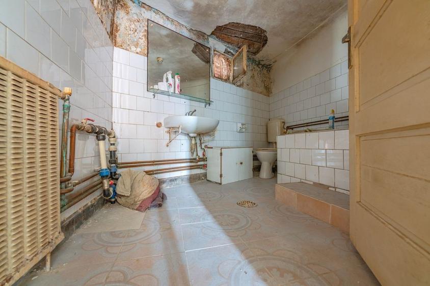 Casă individuală de renovare în Bod, Brașov - 13