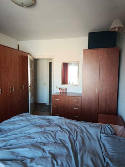 Caut coleg de apartament 3 camere, Bucuresti, ultracentral, etaj 17 - 2