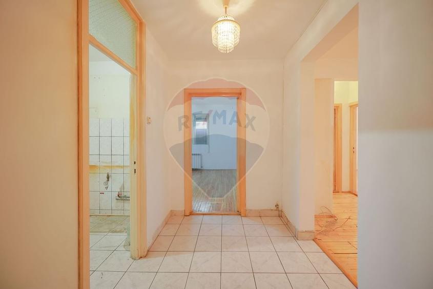 Apartament cu 3 camere de vânzare în zona Calea Aradului - 4