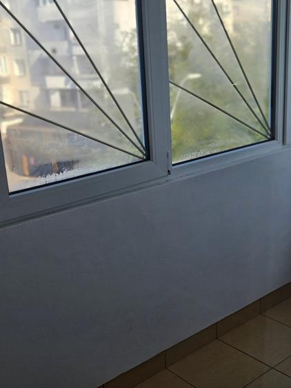 Se inchirieaza in Unirii,aparament cu 3 camere,confort 1,decomandat,etajul 3. - 9