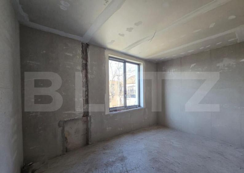 Duplex semifinisat, zona Dambul Rotund, priveliste spre ora - 2