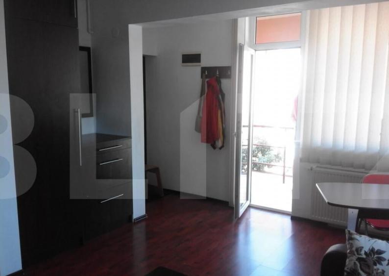 Apartament de vanzare, cu 2 camere, 48 mp, zona Soarelui - 6