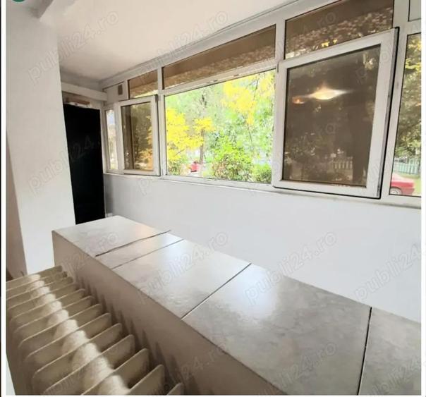 Parter spa?iu liber atelier cabinet birou salon locuit Garsoniera M Romancierilor Bd Timisoara 63 - 5