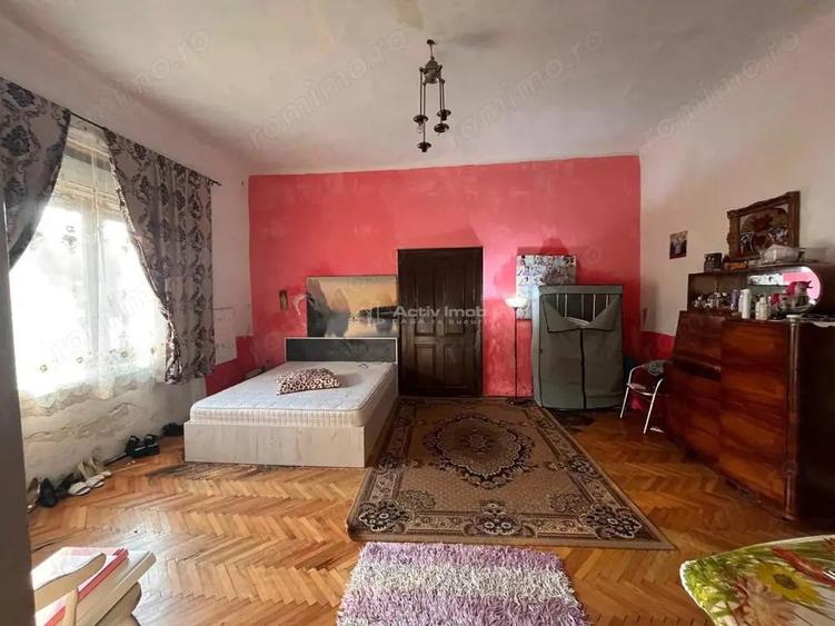 Sacu, Casa 426 Mp. Construiti, 6.500 Mp. Teren - 4