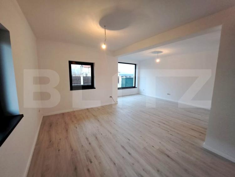 Casa moderna cu priveliste spectaculoasa spre Postavaru si acces rapid in BRASOV - 5