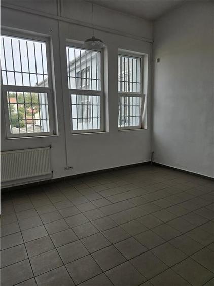 Spatiu Industrial - 3500 mp - Productie - Depozitare - Office - 38