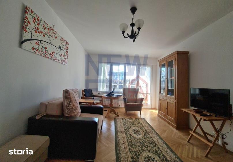 Apartament 4 Camere de Vanzare in Pajura - 2