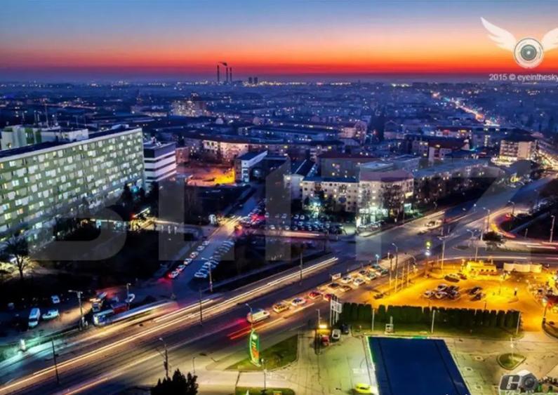 Teren intravilan, la bulevard, cu utilitati, urbanism, P+7+E - 1