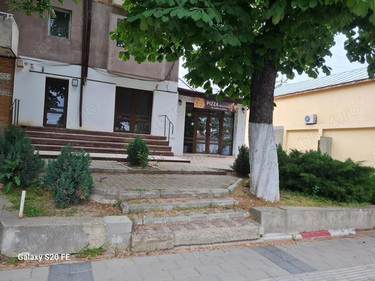 Inchiriez spa?iu comercial cu suprafa?a de 110 m.p. in ora?ul Panciu, jude?ul Vrancea. - 1