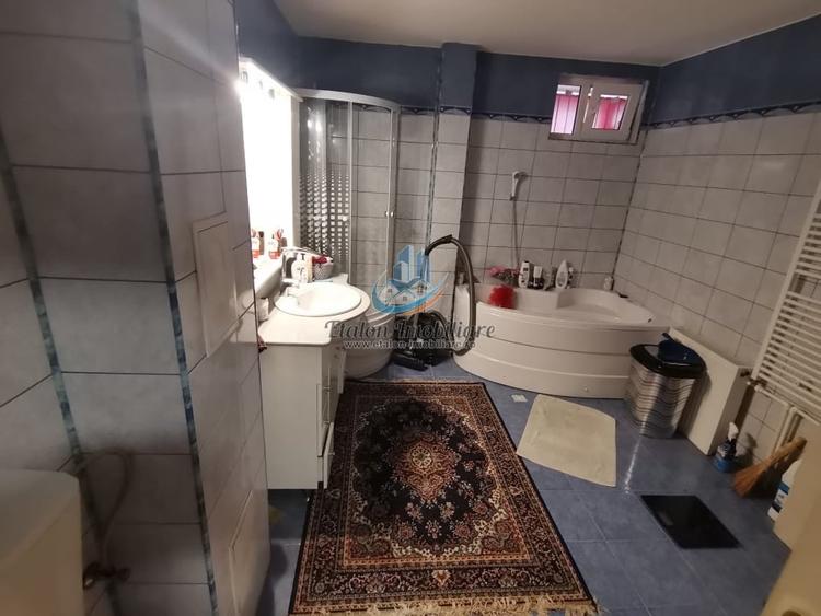 Apartament 4 camere, etaj 4, Piata Bistrita&nbsp;Precista - 3