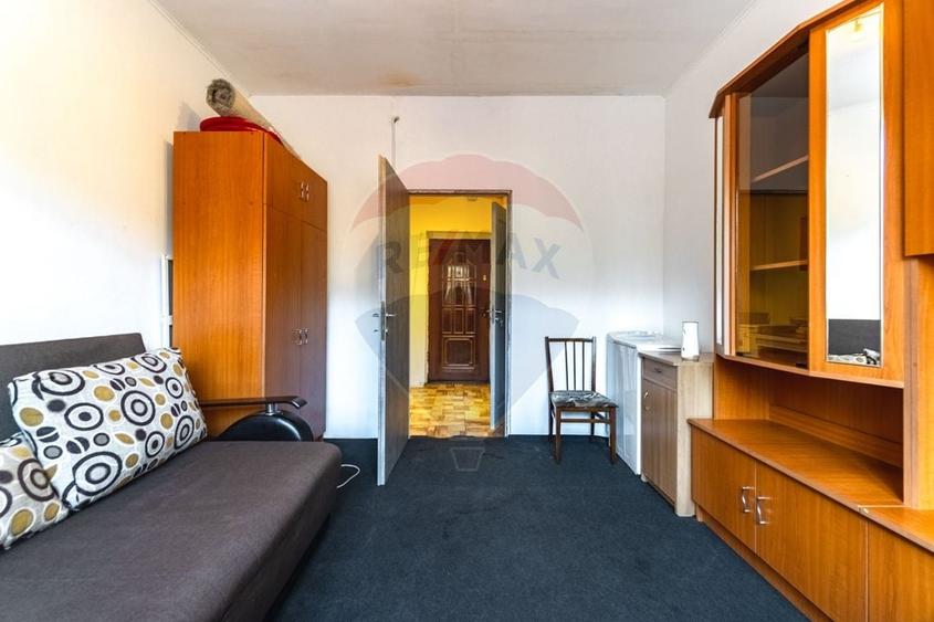 GARSONIERĂ TIP CAMERĂ DE CĂMIN| TRACTORUL| 21 MP | MOBILATĂ | BOXĂ - 5