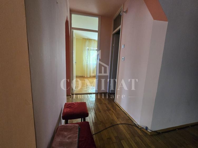 Apartament cu 3 camere decomandat, mobilat în Mănăștur