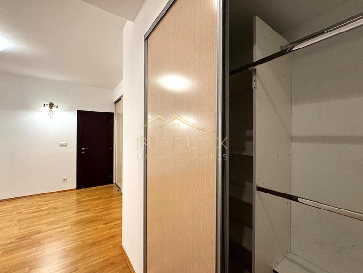 Apartament cu 3 camere decomandat, mobilat în Băneasa