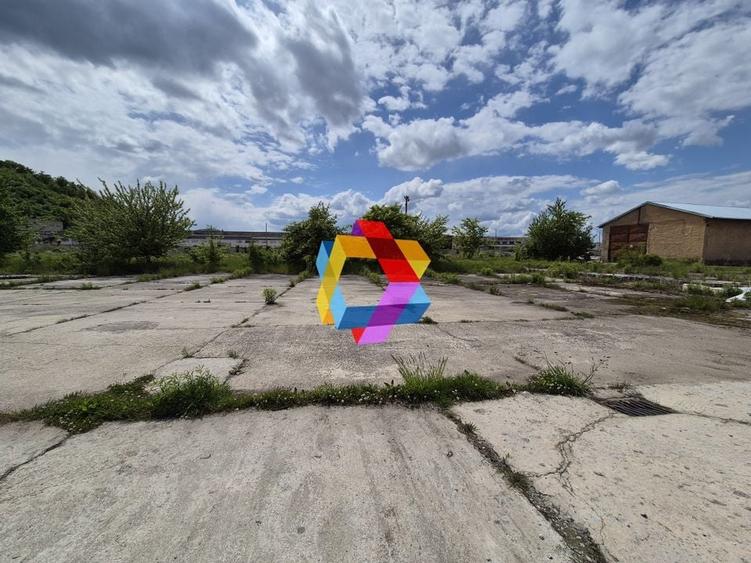 Platforma betonata de inchiriat Brașov - 1000 mp - 1