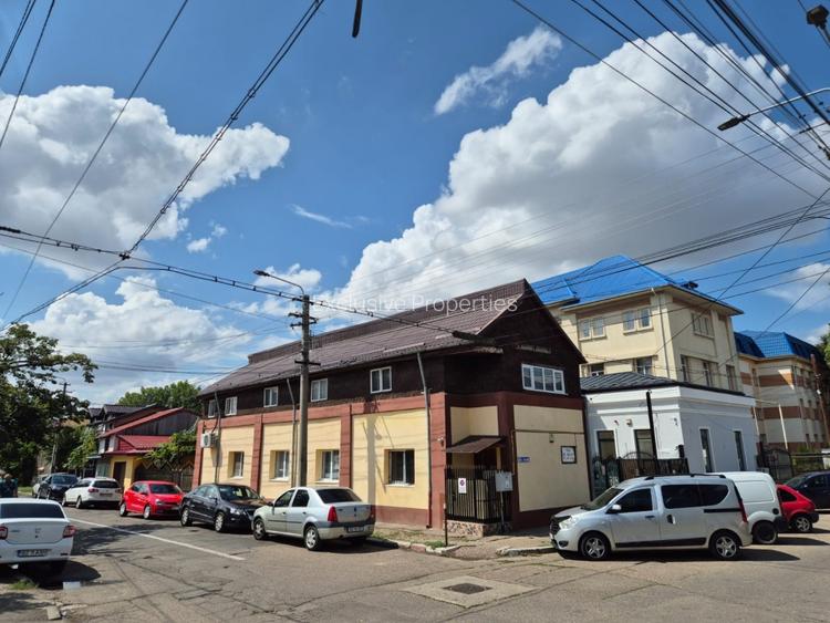 Buzau Casa langa liceul Hasdeu