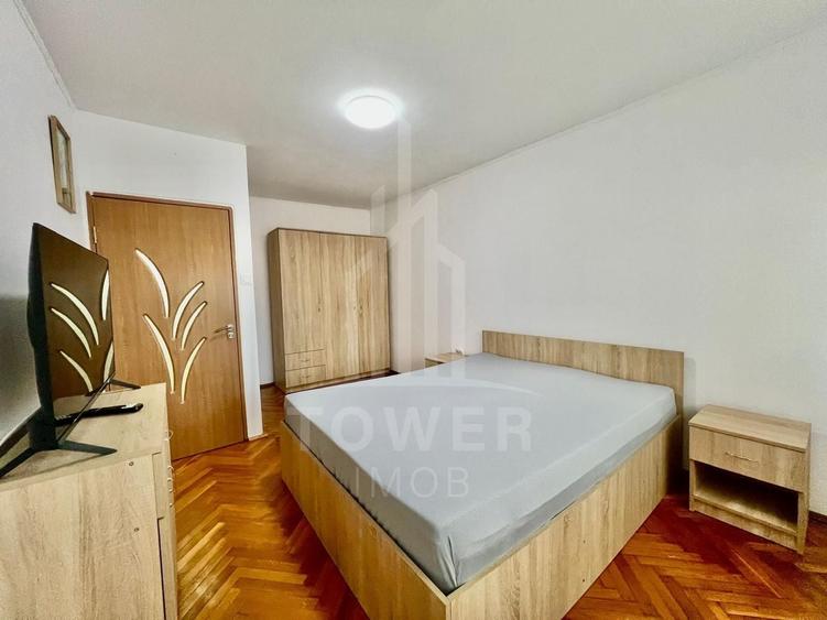 Apartament cu 3 camere decomandat în Central