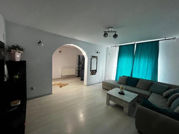 Casă cu 3 camere cu Teren 1285 Mp în Central