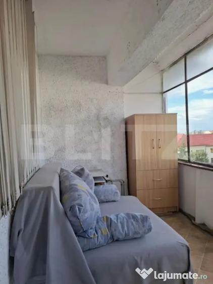 Apartament 3 camere, 66 mp, 2 locuri de parcare, zona Calea - 12