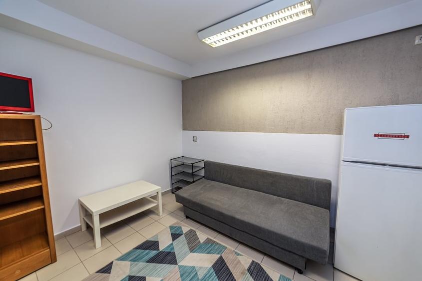 Apartament cu 2 camere decomandat, mobilat în Parcul Carol