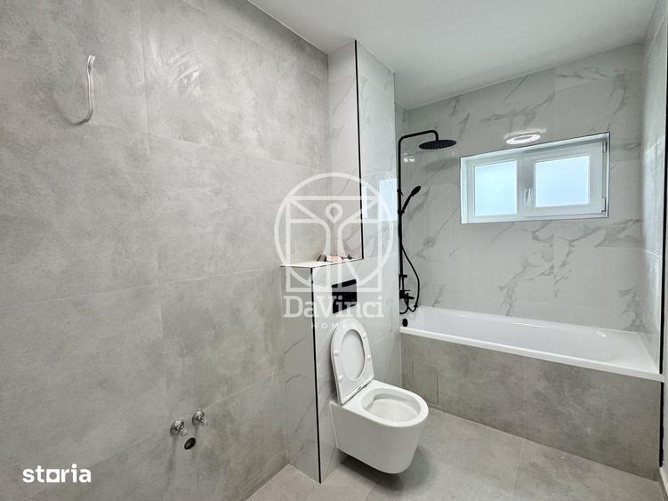 Apartament cu 3 camere decomandat în Cristian