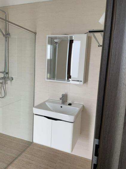 Casă cu 4 camere cu Canalizare în Ultracentral