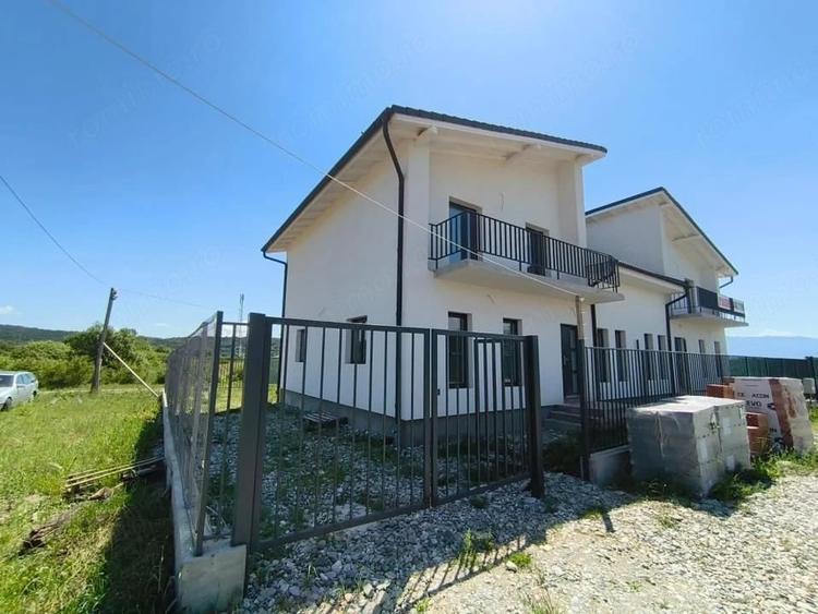 Casa tip duplex - 1