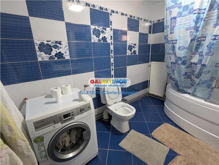 Casă cu 5 camere cu Garaj în Copăceni