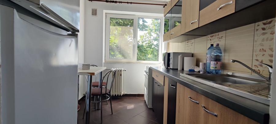 Apartament cu 2 camere decomandat în Drumul Taberei