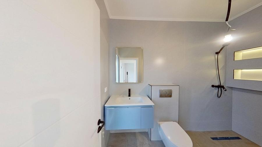Casă cu 5 camere cu Canalizare în Pantelimon