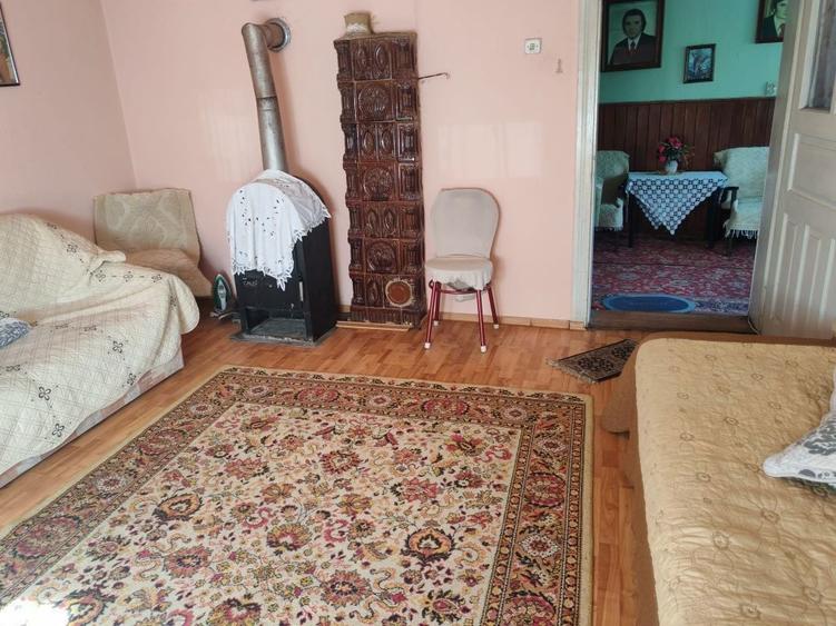 Casă cu 2 camere în Central