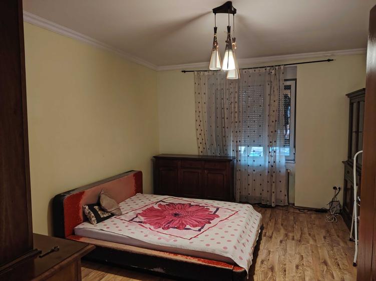 Casă cu 3 camere în Central