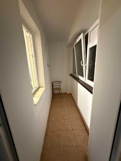 Garsonieră decomandată în 1 Decembrie 1918