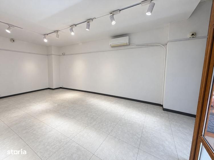 Spațiu comercial, de 28 mp, în Alexandru cel Bun